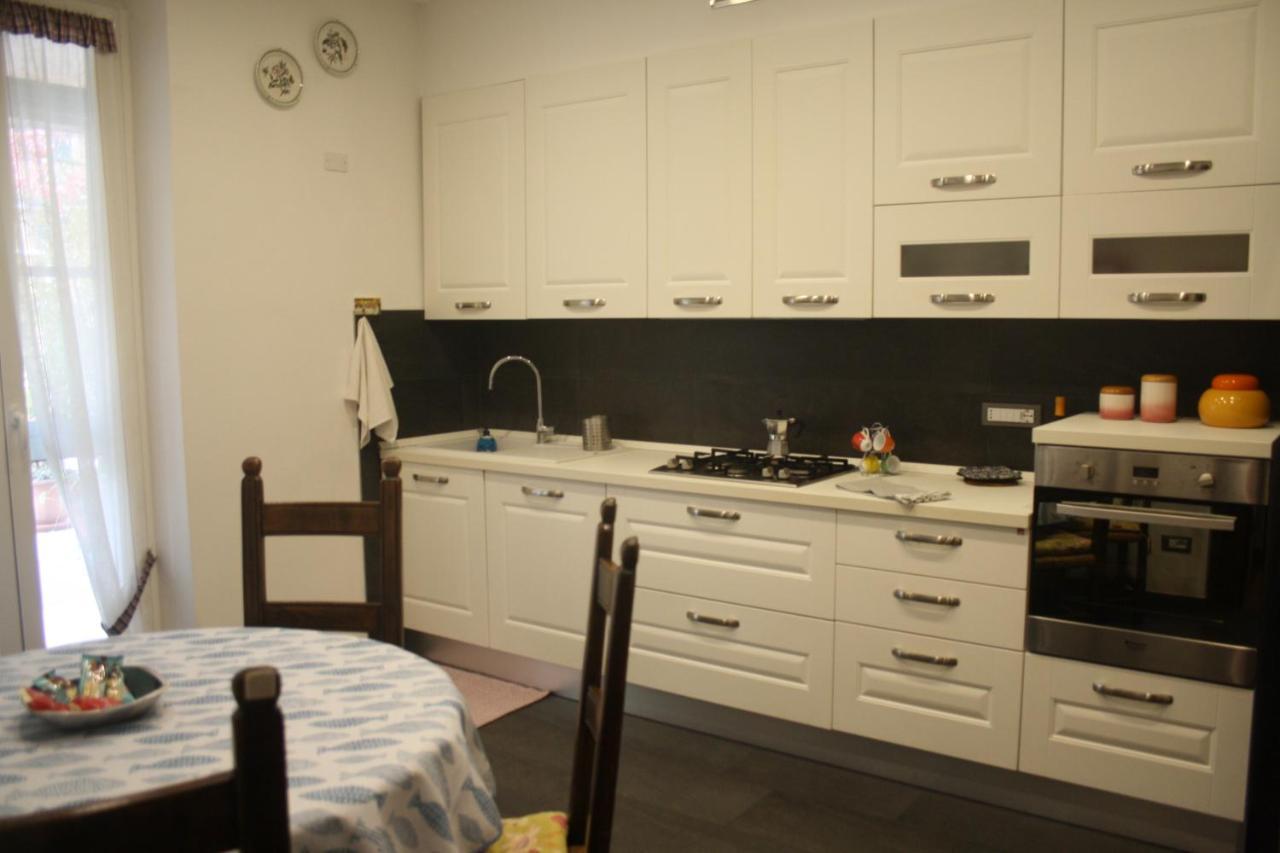 Al Portoro Apartment La Spezia Bagian luar foto